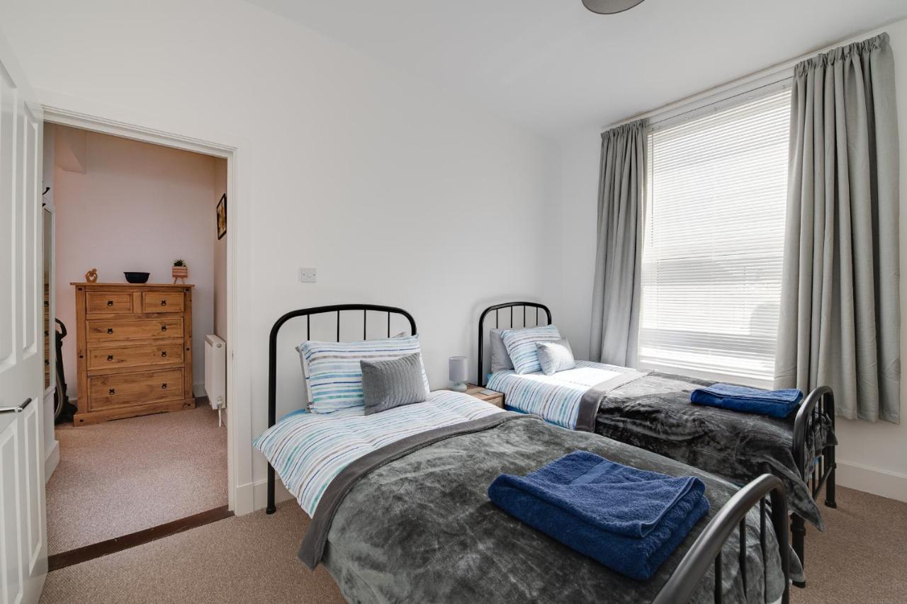 Bright 2 Bedroom In Southsea. 8 Min Walk To Seafront Appartement