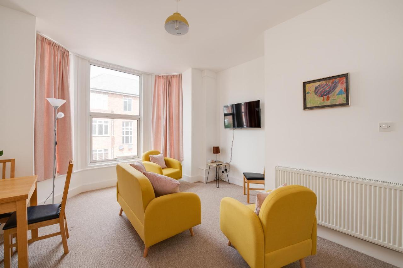 Bright 2 Bedroom In Southsea. 8 Min Walk To Seafront Appartement Portsmouth