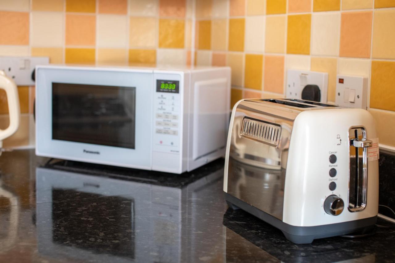 Bright 2 Bedroom In Southsea. 8 Min Walk To Seafront Appartement